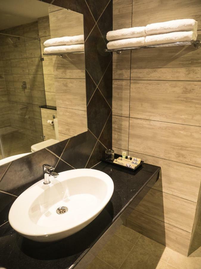 Hotel Mary Land Velankanni Nagappattinam Екстер'єр фото