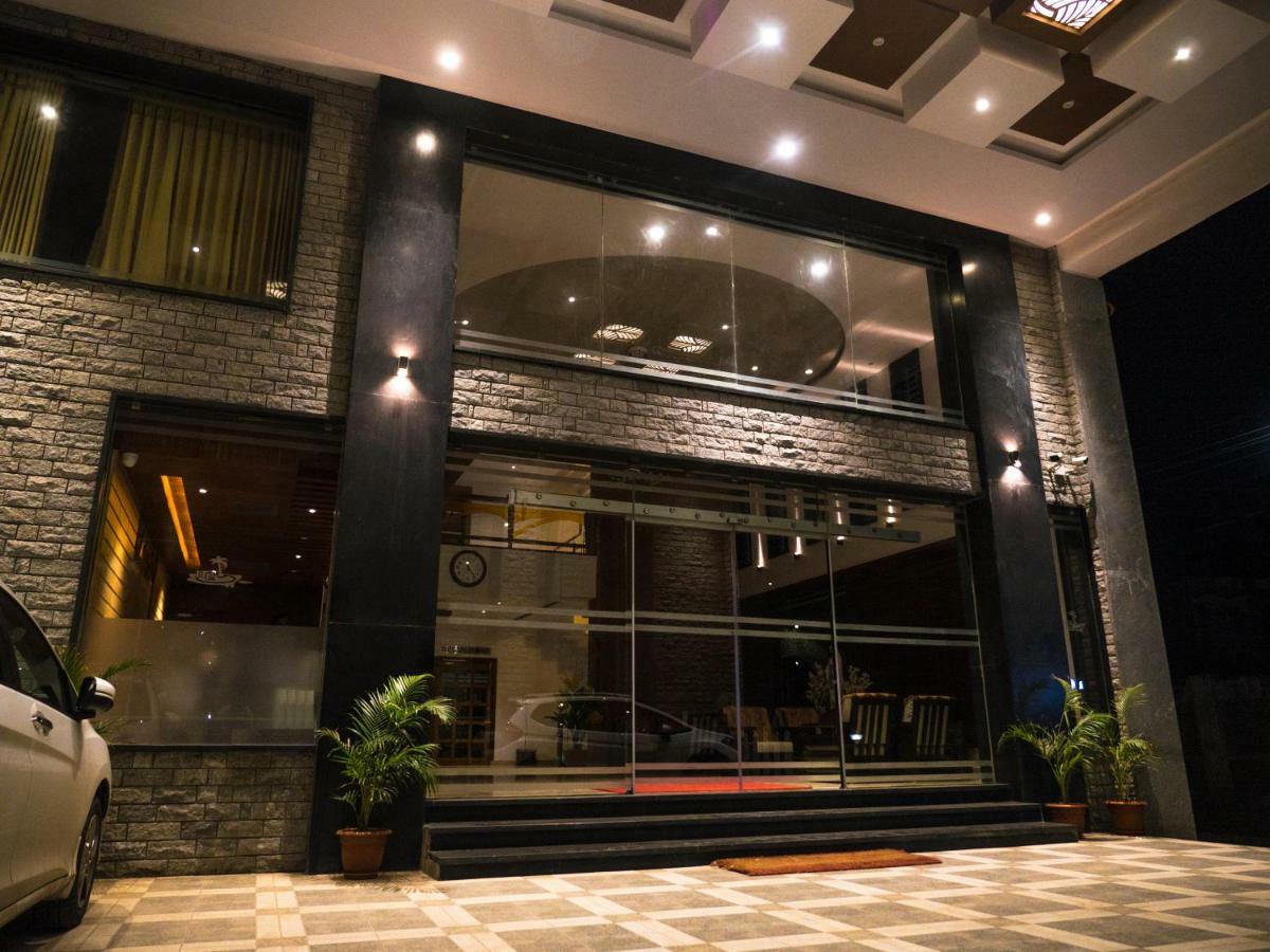 Hotel Mary Land Velankanni Nagappattinam Екстер'єр фото